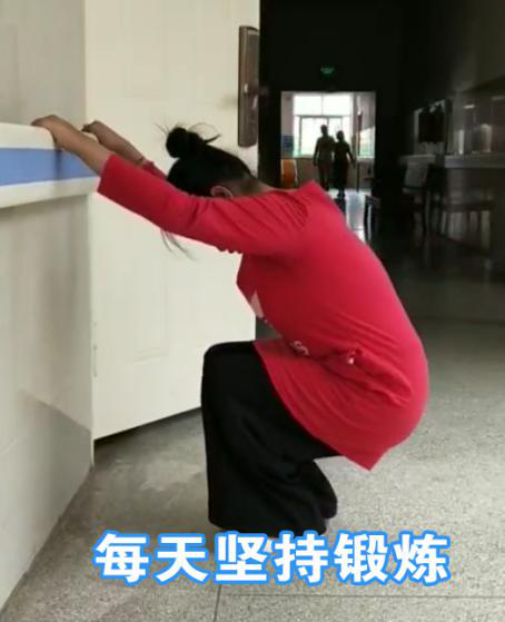 13歲女孩自幼患“腦癱”，行動(dòng)受阻，經(jīng)系統(tǒng)康復(fù)治療能獨(dú)立步行！