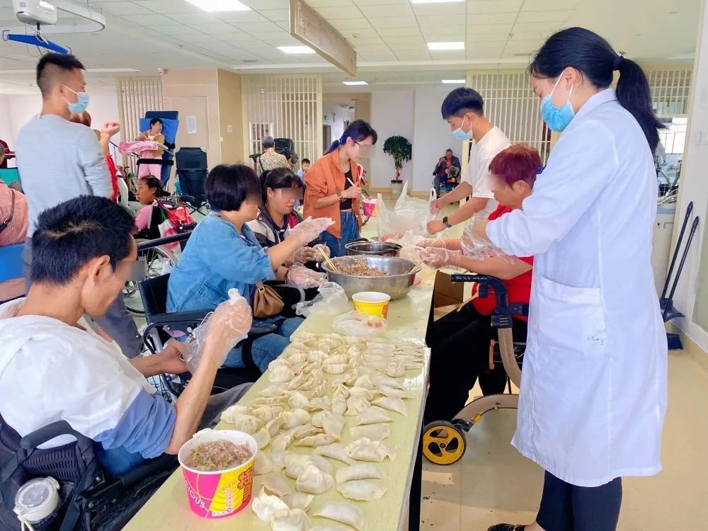 【保山安利醫(yī)院】“濃濃餃子香，深深關(guān)愛情”保山市殘聯(lián)肢體殘疾患者社會融入活動